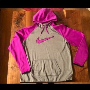SOLD) Women’s Nike Hoddie